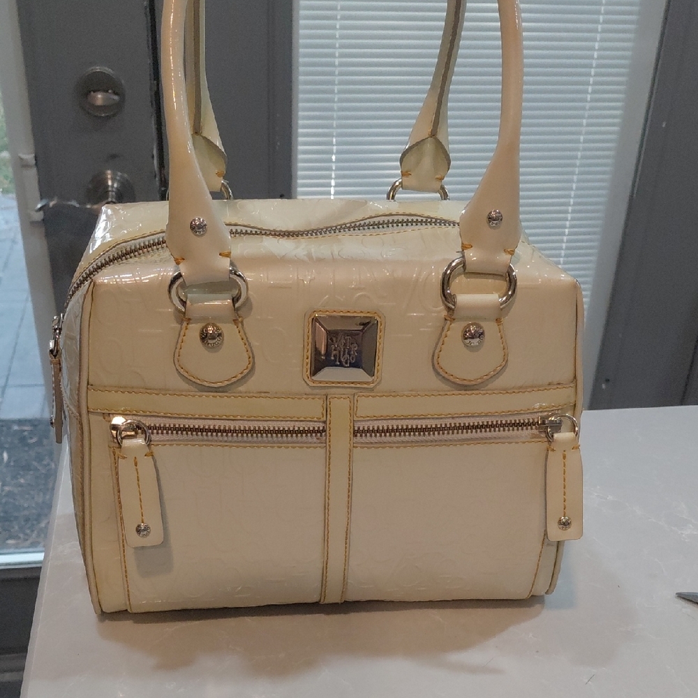 Elegant Cream Handbag